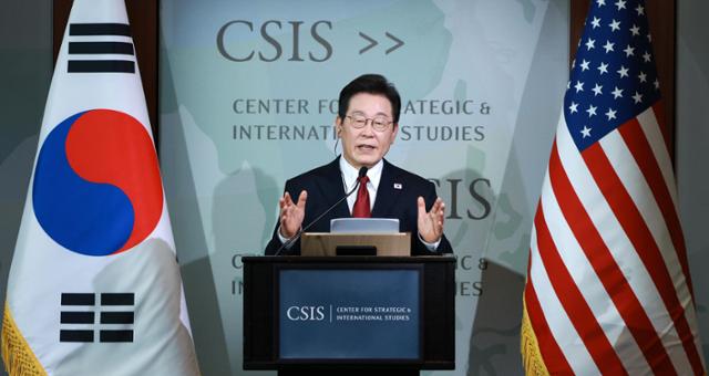 President Lee Jae-myung giving a policy speech at the Center for Strategic and International Studies (CSIS) in Washington, D.C. on the 25th (local time). Newsis