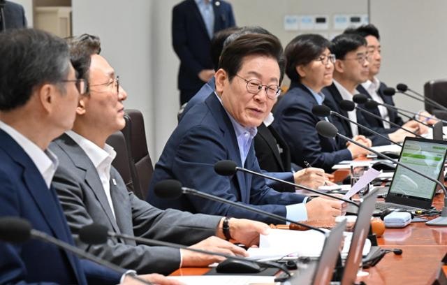 이 대통령 "검찰개혁, 보여주기 안 돼... 공개 토론 직접 주재할 수 있다"