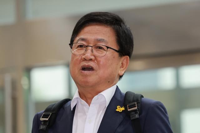 [단독] "입시는 줄 세우는 폭력" 비판한 최교진, 선거철엔 '명문대 합격' 홍보