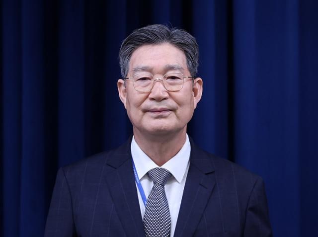 '李 정부 첫 민정수석' <b>오광수</b>, 한학자 <b>통일교</b> 총재 변호사 <b>사임</b>