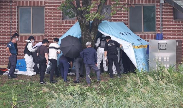 경찰, '<b>총상 사망</b>' <b>육군 대위</b> <b>사건</b> 수사 착수..."범죄 혐의 있다"