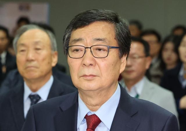 DJ의 정치적 동반자... 차남 김홍업 김대중평화센터 이사장 별세