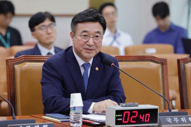 윤호중 장관 "국가수사위원회 신설 안 해… 중수청만 설치"