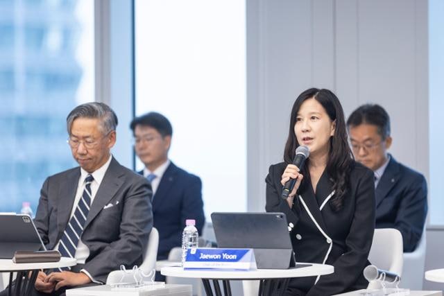 신한금융 이사회, 국내외 기관투자자들에 "선진 지배구조 확립"