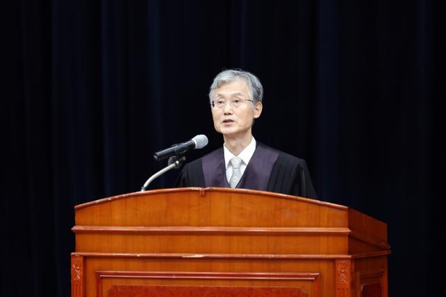 조희대, 신임 법관 임명식서 '재판 독립' 5번 언급