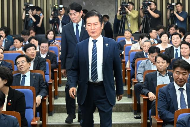 "조희대 청문회는 법사위의 급발진" 친명 소신 발언... '정청래 리더십' 흔들리나