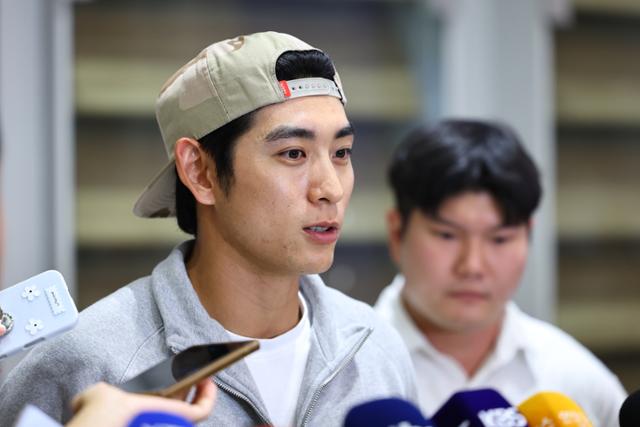 돌아온 이정후 "뜨거웠던 초반 모습, 1년 내내 보여주는 게 내년 목표"