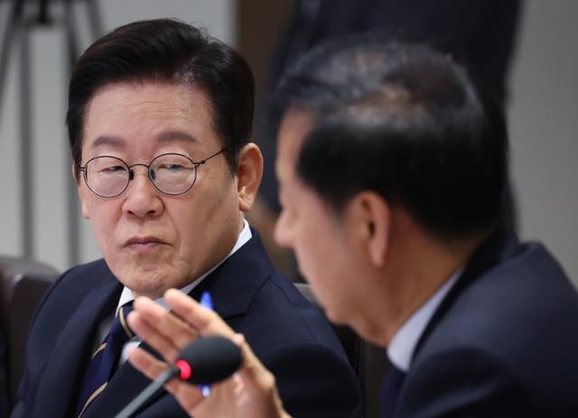 이 대통령 "검찰 되도 않는 기소하고 이유 없이 항소... 국가가 왜 이렇게 잔인하냐"