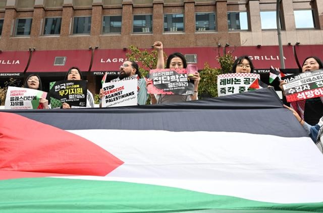 "내가 죽어야 한다면 너는 살아서 내 이야기를 전해"… 팔레스타인에서 온 시