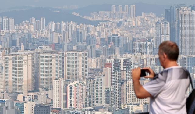 5년 전 거래한 부동산에서 집 팔라는 전화가…추석 앞둔 서울 집값 ‘폭풍 전야’