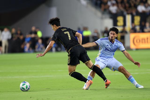 <b>손흥민</b> '한가위 축포' 불발에도 <b>LAFC</b>, <b>애틀랜타</b>에 1-0 승리... 5연승 내달...
