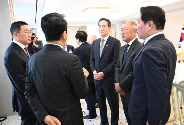 한미일 재계 리더 총출동..."복합 위기 극복" 머리 맞댔다