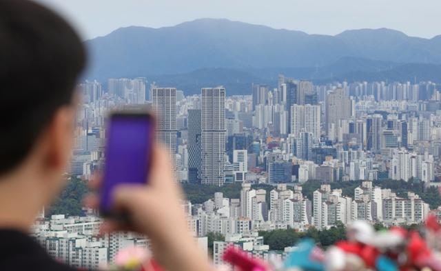 단기간 거래량·가격 조정될 듯... 공급 위축에 전셋집 감소는 비상