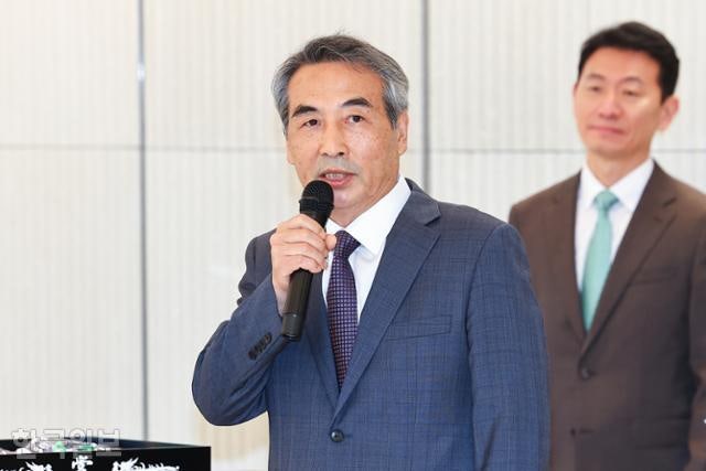 김건희 샀던 비상장<b>주식</b>, <b>민중기 특검</b>도 <b>투자</b>해 1억 수익
