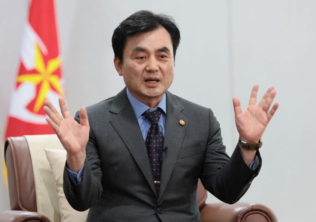 괴물 미사일  '현무-5' 연말 실전 배치... 안규백 "북핵 위협에 공포의 균형"