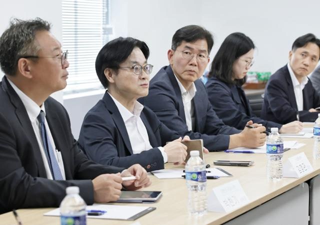 조지아 韓 공장 간 산업장관 "미국 측에 한국 기업 투자에 대한 지원 당부"