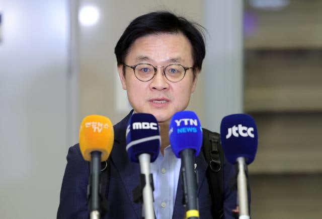 김정관 장관 "美에 현금 투자 가능 범위 찾는 중...내부 논의할 시기"