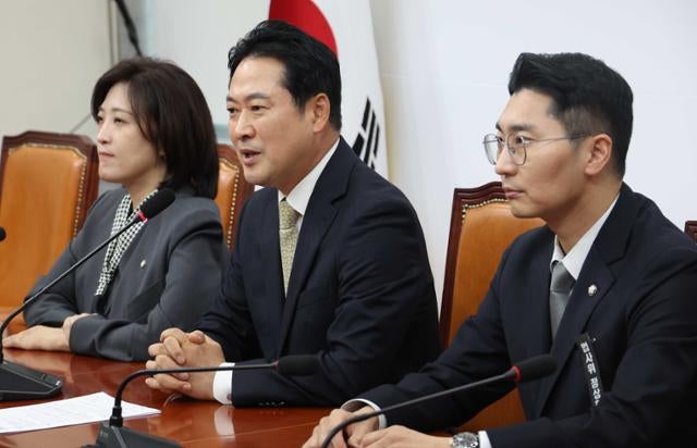 국힘 "이재명 재판 영원히 묻어두려는 사법개혁... 김현지 지키려 언론 '입틀막'"