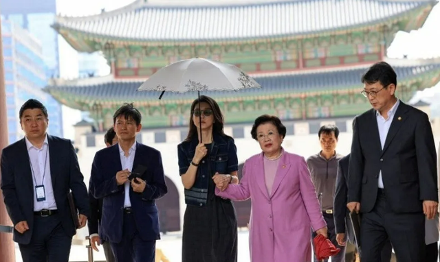 [사설] 尹 부부의 국가유산 특혜 관람...국가유산청 무책임도 문제