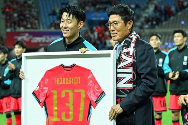 'A매치 138경기’ 손흥민, 북중미 월드컵이 마지막인가?[Deep&wide]