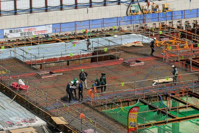 '섣부른 부양책은 금물'… 건설투자 부진에 발목 잡힌 한·중·일