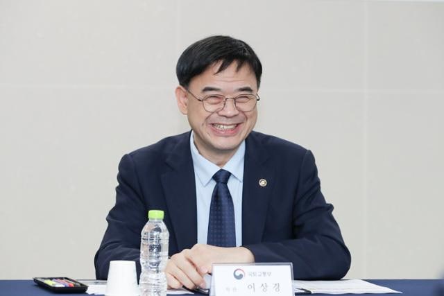 [지평선] 욕망도 ‘내로남불’