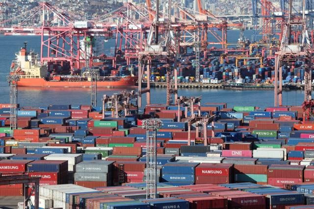 K뷰티가 이끈 중소기업 수출... 3분기 305억 달러 '역대 최고'