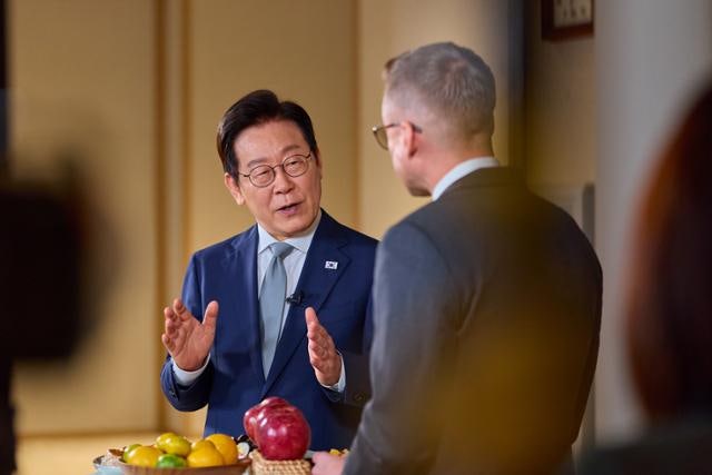 [김양희의 경제안보] 미국, 조공과 '동맹 형해화'를 원하는 건가?