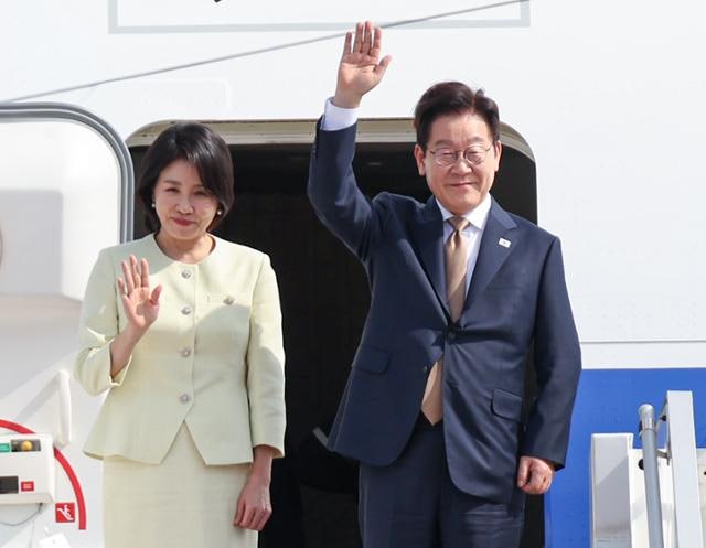 부동산·관세 '악재'에도 흔들리지 않는 이 대통령 지지율... 당정 분리 전략 통했나