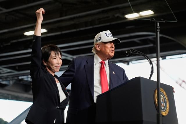 "트럼프 노벨상 추천, 황금 골프공 선물"…다카이치식 '오모테나시' 통했나