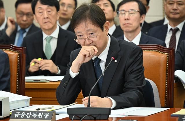 이찬진 금감원장 서초 아파트, ‘실거래가+4억’에 내놨다… 野 “이게 정상이냐”