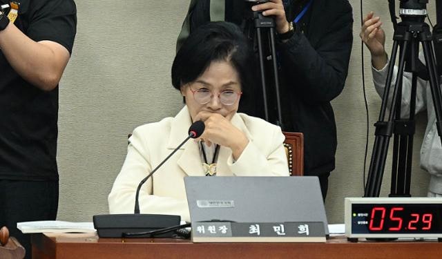 최민희를 어찌할꼬... 커지는 리스크에 민주당서도 "조치 불가피" 고개