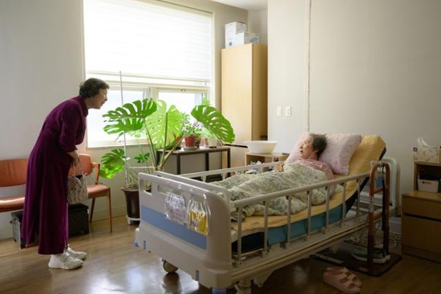 '임종 예배'도 했는데 아버지가 일어나 걸었다..."노인 목숨 쉽게 놔버리지 말아요"[잘생, 잘사]