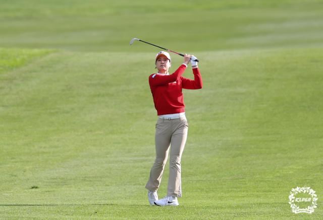 10년 만에 S-OIL챔피언십 돌아온 '메이저 사냥꾼' 전인지..."9번홀 올라서니 '우승 퍼트' 떠올랐다"