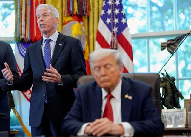 트럼프 '핵실험 지시'는 엄포? "핵폭발 없다" 美 에너지장관 수습 나서