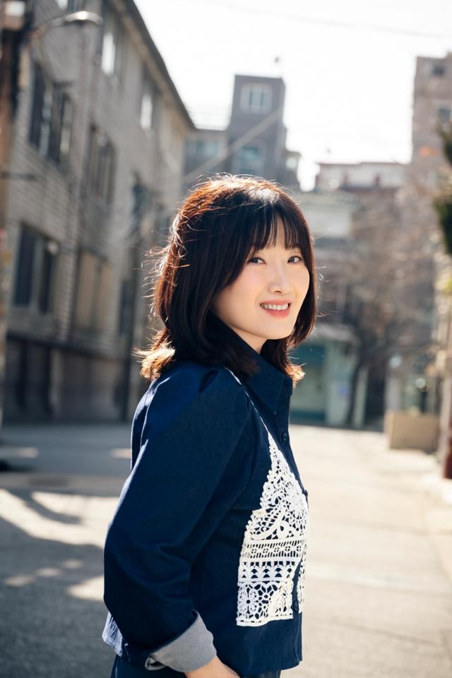 익숙함을 깨는 사랑스러운 불온… 내일을 위한 기준영의 세계