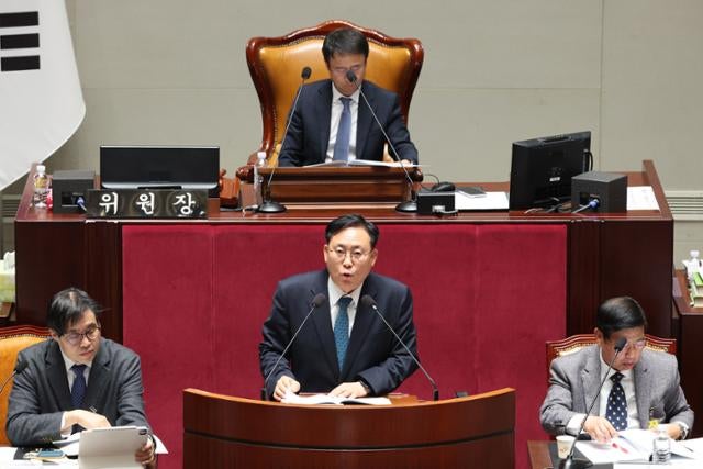 ①국가채무 ②포퓰리즘 ③관세 협상… 내년 예산안 세 가지 암초