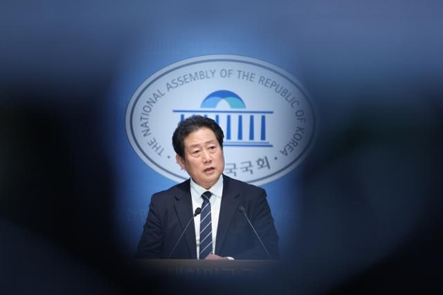 "정청래 결자해지하라" 커지는 '친명 컷오프' 잡음... 지도부 "문제 없다"