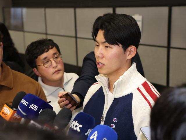 WS 우승 후 돌아온 김혜성 "꿈꿨던 무대, 웃음만 많이 나왔다"