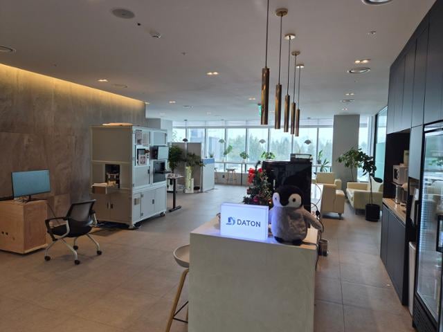 0000896228_001_20251107015017205.jpg?type=w800