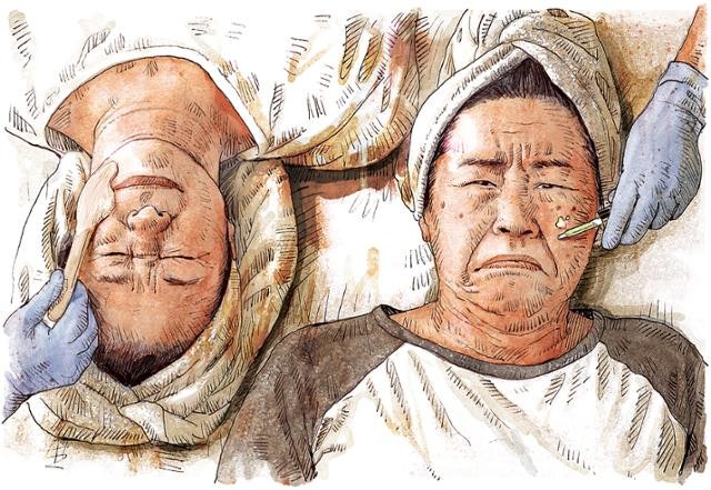 "반찬값 벌려고" 최저시급에 피부 맡기는 4050 경단녀들