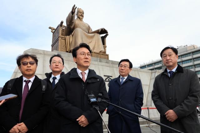 또 오세훈 시장 저격 나선 김민석 총리… "감사의 정원 법적 문제 살펴볼 것"
