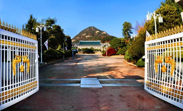 "대통령실 청와대 복귀에 200명 실업자 위기"···청와대 노동자들에게 무슨 일이