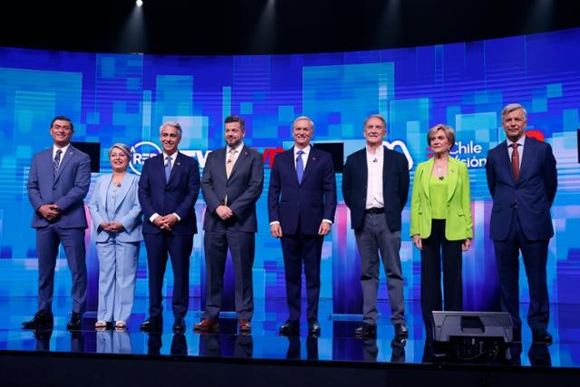 칠레 대선, '공산당 vs 극우' 양자 구도로…내달 결선 투표로 최종 결정