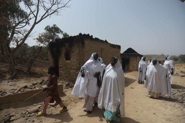 나이지리아서 무장괴한이 고등학교 공격... 여학생 25명 납치
