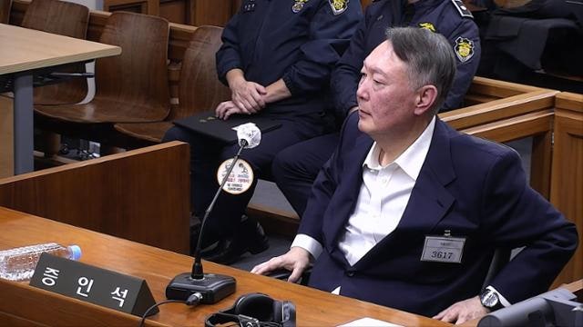 [사설] ‘군 투입’ ‘요인 체포 ’ 다 부하 탓 尹, "내 책임"이 정상 아닌가