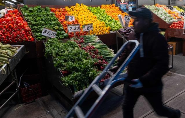 관세 폭풍 지나갔나… "美 기업들, 트럼프발 관세 쇼크 한숨 돌려"