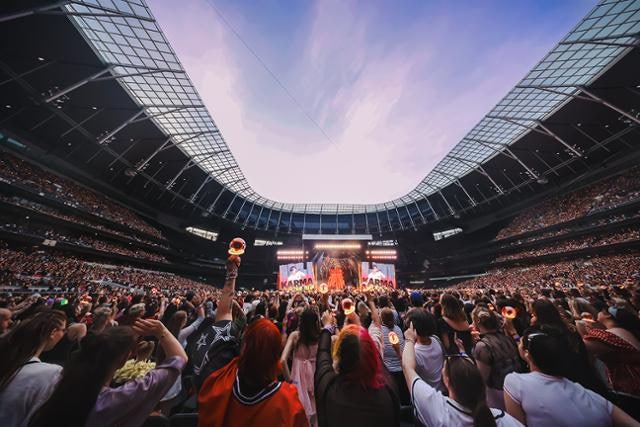 해외에선 펄펄 나는 K팝 국내에서는 안 팔린다