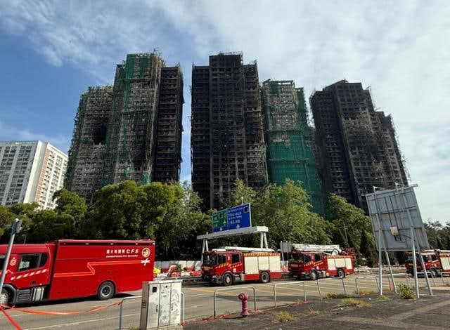 "불탄 시신 사진에 엄마 없어… 내 전화 받고 화장실에 잘 숨었을까요"