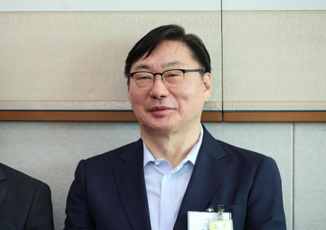 법무부 "'고검장 출신 변호사가 <b>회유</b>' <b>이화영</b> 주장 사실로 판단"